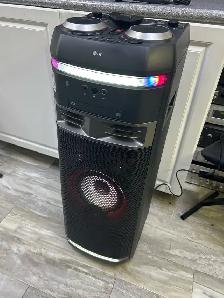 LG OK75 1000W All In 1 Karaoke & DJ With Mic