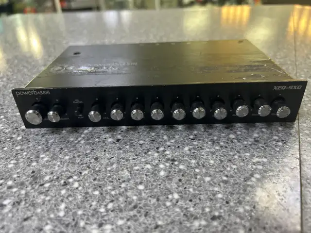 Powerbass XEQ-9X0 Equalizer