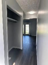 Available Now! 3-bedroom townhouse, County Park - Photo 7