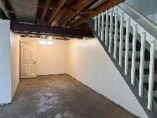 Available Now! 3-bedroom townhouse, County Park - Photo 17