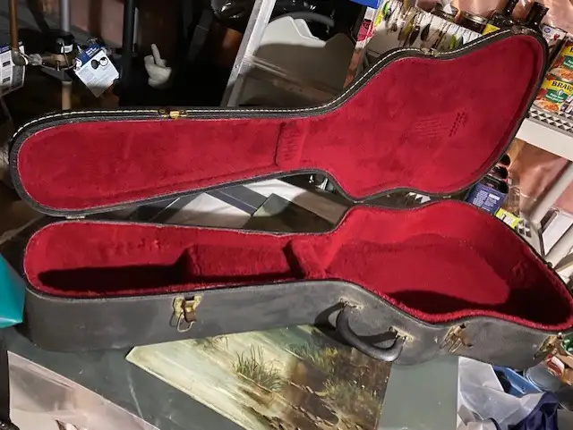 Guitar Case - Hard Cover