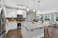 Large 2 bedroom condo with YARD - Photo 11