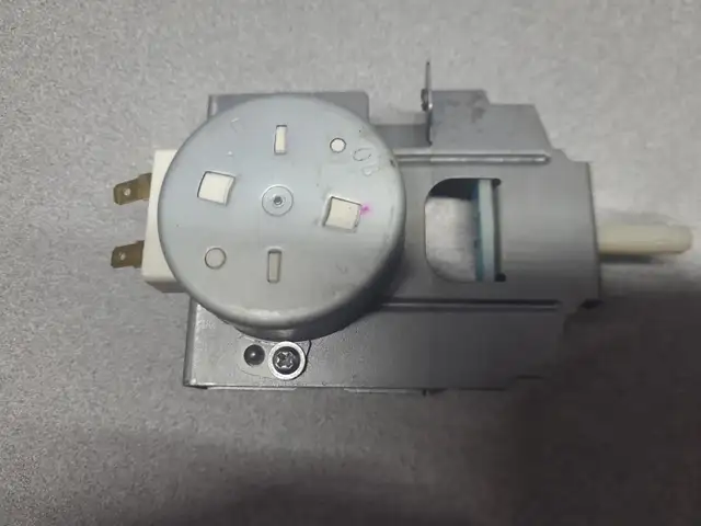 SUPPORT   MOTEUR   CAME   ARBRE   SWITCH PANASONIC