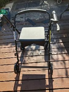 Déambulateur 4 roues neuf - Photo 2