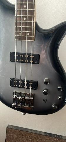 Jackson JS3 Spectra Bass Silverburst - Like New   La Bella RX - Photo 6