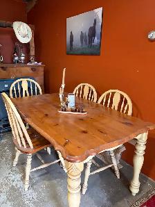 Dinning Room Table
