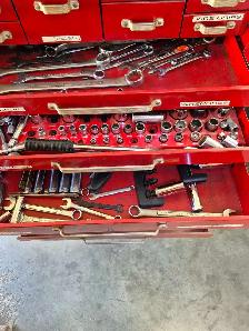 Tool Chest - Photo 5