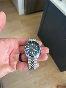 Seiko 5 GMT Batman - Photo 2