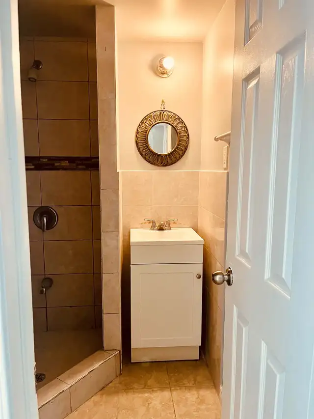 1 Bedroom Basement