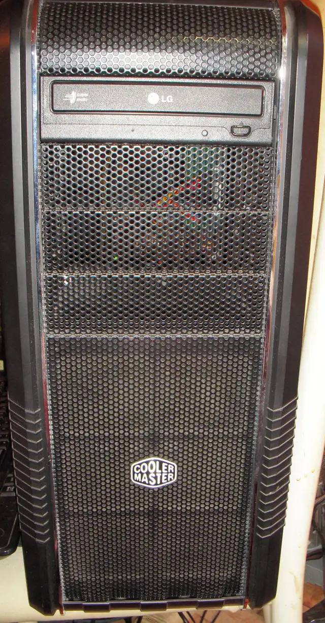 i7  7700K  4.6 GHz Quad  32 gigs DDR4 M.2 SSD  GTX 650ti