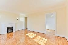 Spacious 1 Bed, 1 Bath in Forest Hill North | $1,950 - Photo 3