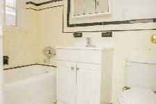 Spacious 1 Bed, 1 Bath in Forest Hill North | $1,950 - Photo 5
