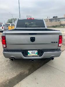 2019 Ram 1500 Crew Cab ~ NO ACCIDENTS & SAFETIED - Photo 4