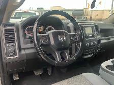 2019 Ram 1500 Crew Cab ~ NO ACCIDENTS & SAFETIED - Photo 10