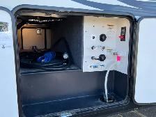 2011 Keystone Fuzion 305FZ, 12' GARAGE FULL BODY PAINT - Photo 7