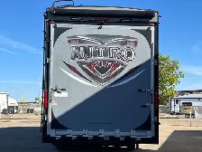 2011 Keystone Fuzion 305FZ, 12' GARAGE FULL BODY PAINT - Photo 36
