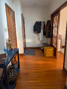 Beautiful 3rd Floor Apt in TMR / Superbe appart à VMR (1820$) - Photo 8