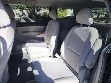 2020 Kia Sedona  LX - Photo 6