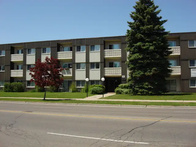 EIWO Canadian Management - 1 BEDROOM UNIT FOR RENT