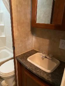 Travel Trailer - Photo 2