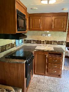 Travel Trailer - Photo 7