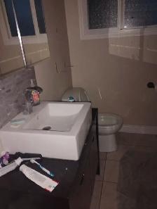 Looking for a courteous and friendly tenant - Photo 4