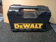 DeWalt Palm Sander - Photo 4