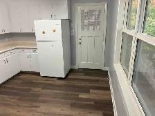 2 Bedroom second floor apartment for rent -Carling & Merivale - Photo 5