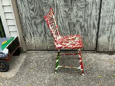 Antique FUNKY Wooden Spindle Chair red, White & Green ! - Photo 2