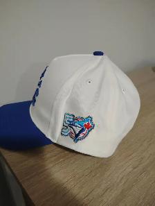 Blue Jays co-branded University of Toronto hat - Photo 3