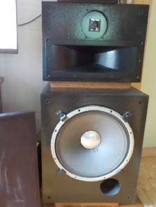 JBL Speakers - Photo 2