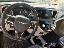 2017 Chrysler Pacifica Touring L Plus - Photo 7