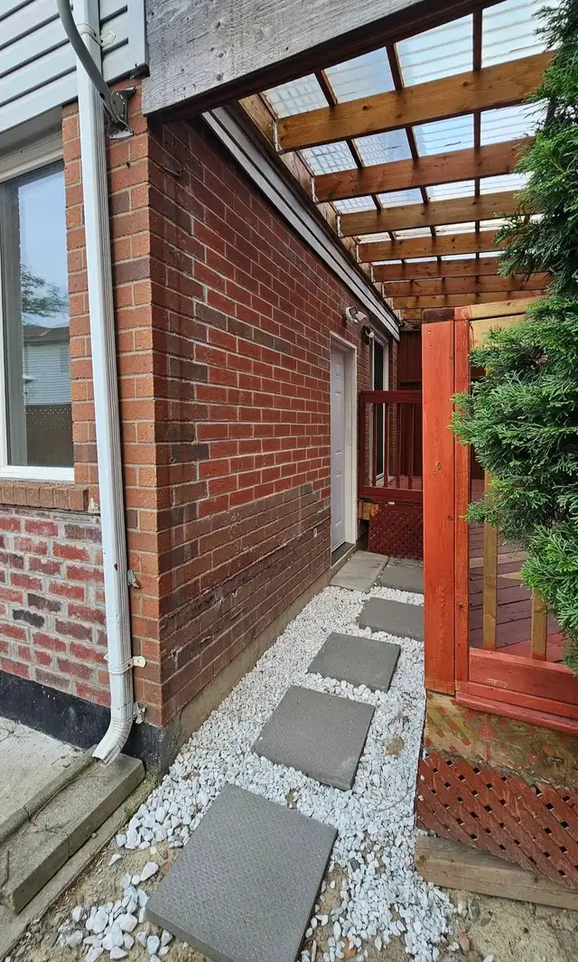 Studio Basement for Rent