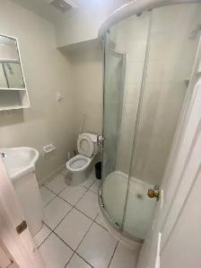 York university village room for rent - Photo 4