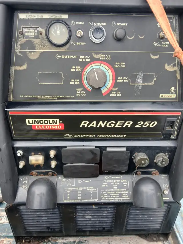 Selling Lincoln ranger 250 generator welder  282hr on it $5500