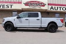 2023 Ford F 150 XLT PREM 3.5L ECO-BOOST 4X4, LOADED/BUCKETS, CLE - Photo 3