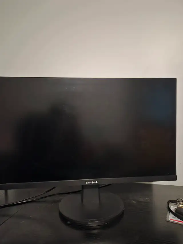 Pc monitor with power cable and hdmi