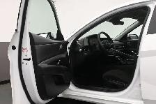 2025 Hyundai Elantra Preferred Tech Heated Seats/Wheel, Bluelink - Photo 15