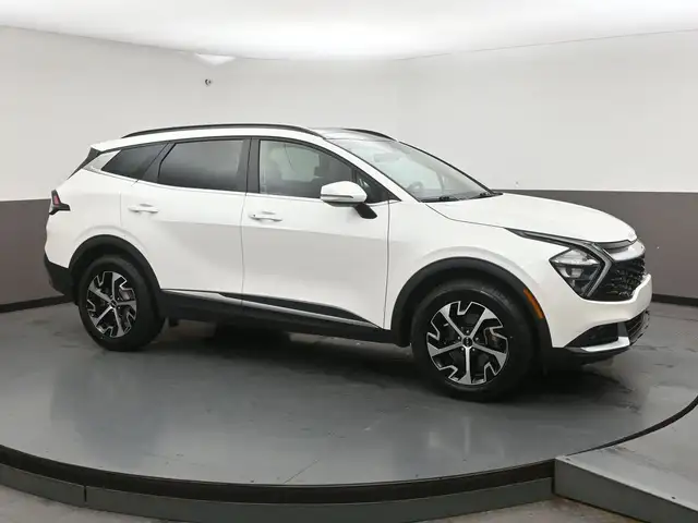 2023 Kia Sportage EX Call (902) 466-9550 Apple Car Play, Android