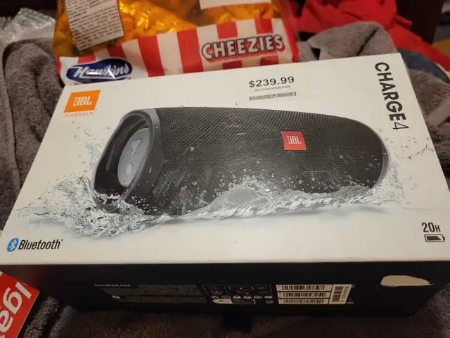 JBL CHARGE 4