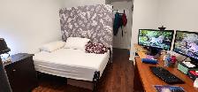 MOVING SALE – Zinus Full Bed Set   12" Memory Foam Mattress – $2