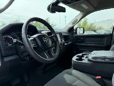 2022 Ram 1500 Classic Express 4x4 Crew Cab 5'7' Box - Photo 14