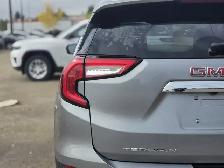 2024 GMC Terrain SLE - Photo 13