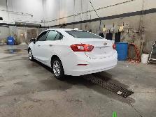 2017 Chevrolet Cruze LT Diesel True North 1.6T Auto - Photo 5