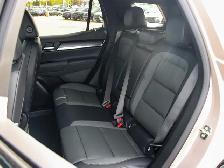 2027 GMC Terrain AWD AT4 - Photo 32