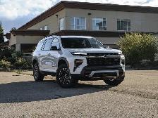 2027 Chevrolet Traverse Z71 - Photo 2