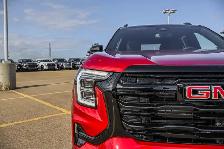 2027 GMC Terrain AWD Elevation - Photo 11