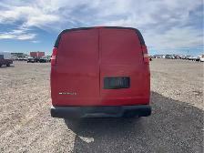 2009 Chevrolet Express - Photo 4