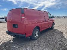 2009 Chevrolet Express - Photo 5