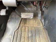 2009 Chevrolet Express - Photo 17